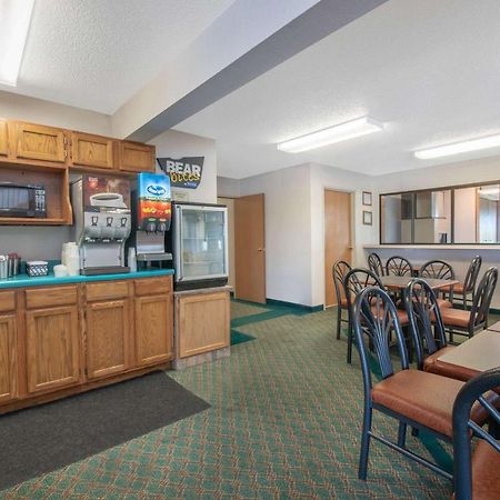 Travelodge By Wyndham Spearfish Extérieur photo