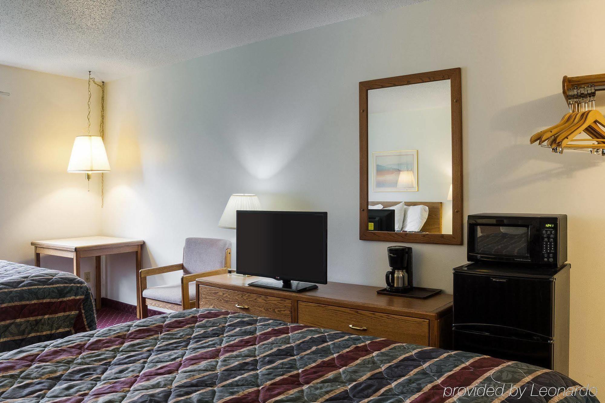 Travelodge By Wyndham Spearfish Extérieur photo