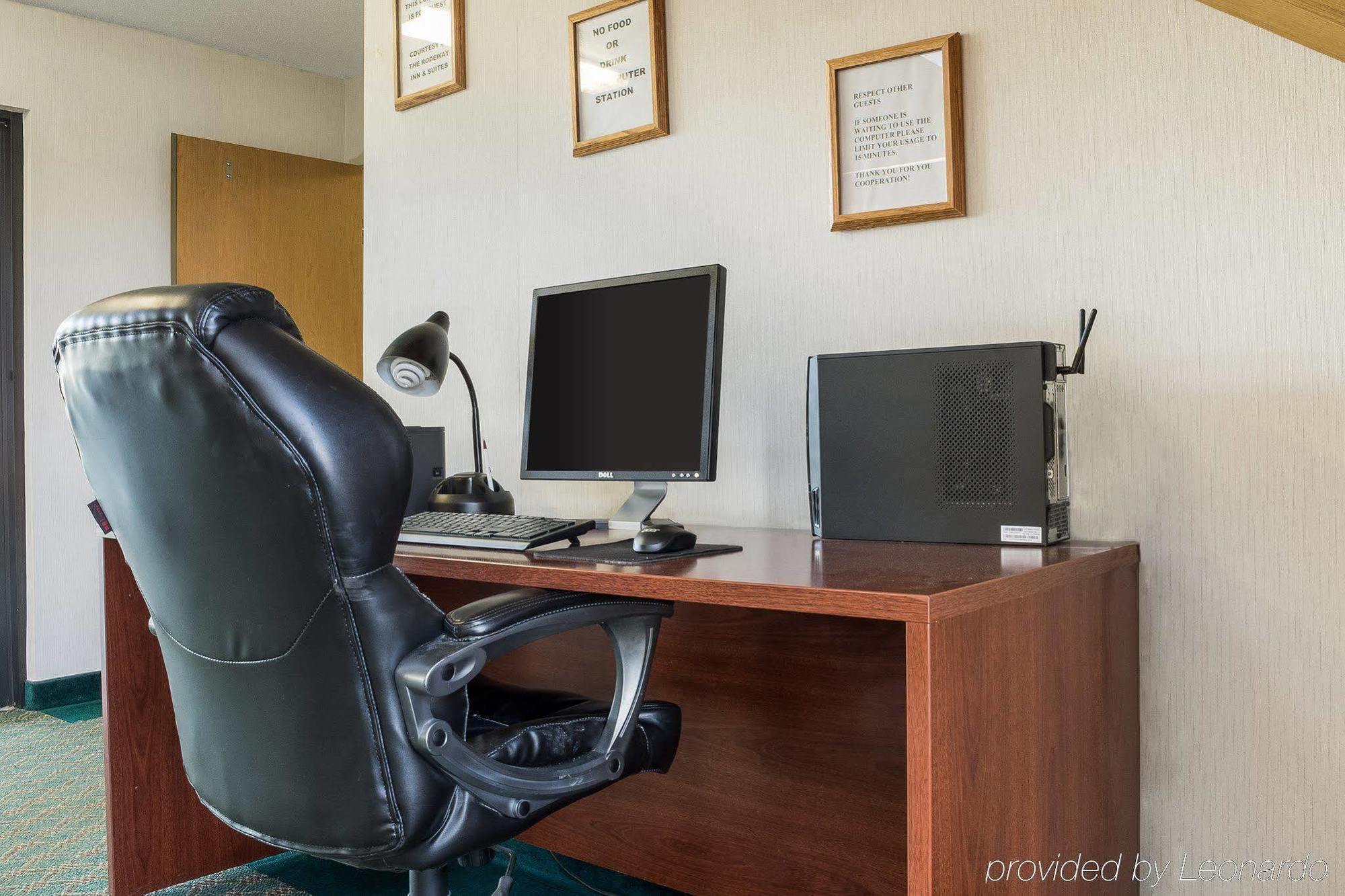 Travelodge By Wyndham Spearfish Extérieur photo
